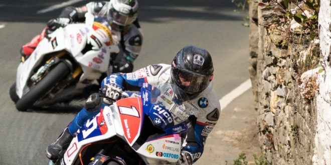 BMW Motorrad race