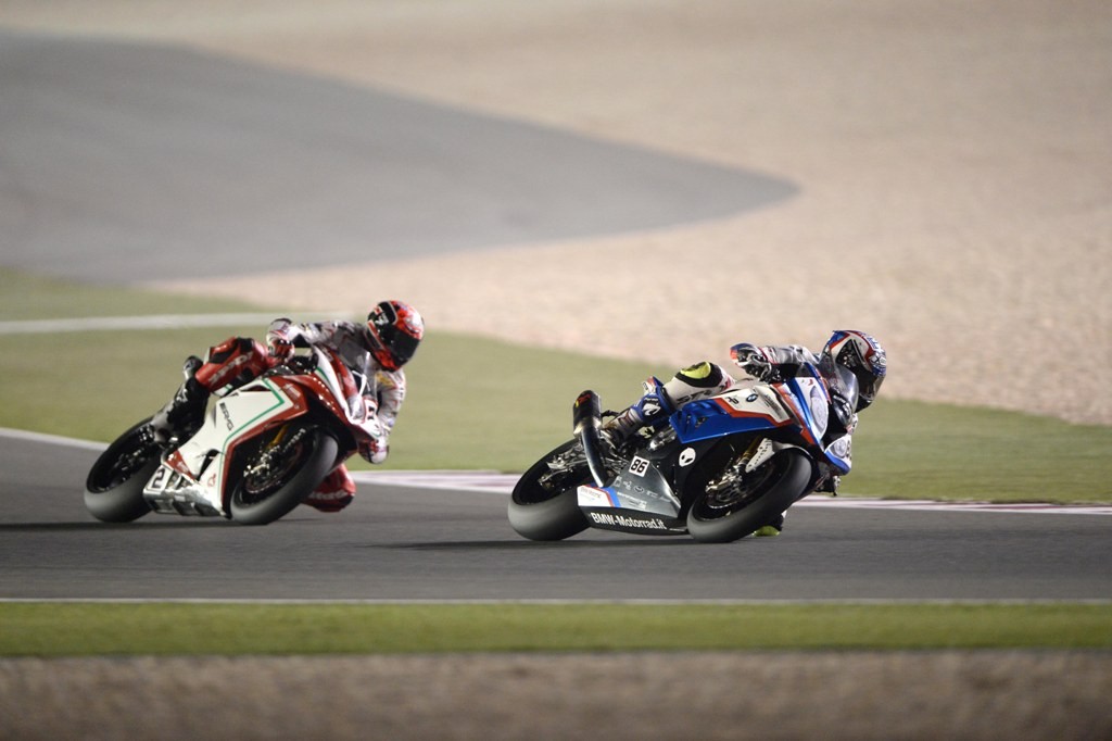 BMW SBK Italia Team Badovini Losail 2015 (4)