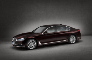 BMW Italia M760Li Excellence