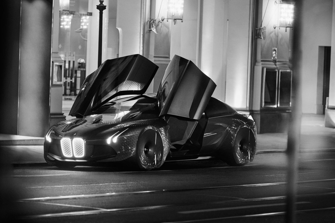 BMW Vision NEXT 100 Years