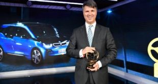 Golden Steering Wheel - BMW i3