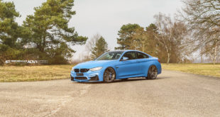 BMW M4 Yas Marina Blue - ADV.1 Wheels