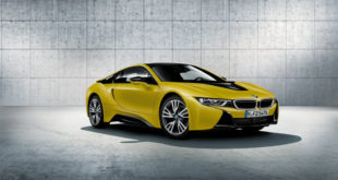 BMW i8 Protonic Frozen Yellow Edition