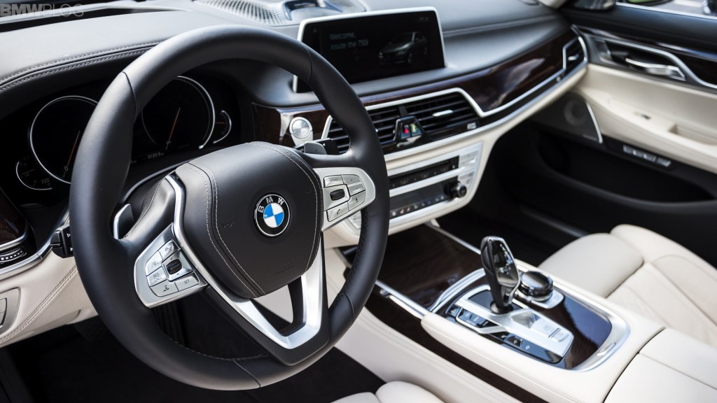 BMW X7 vs BMW Serie 7