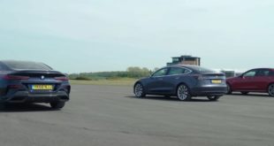 BMW M850i sfida Tesla e AMG