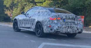 BMW M440i si prepara al debutto in salone