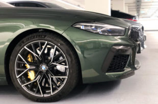 BMW M8 Competition color urban green, davvero stupenda!